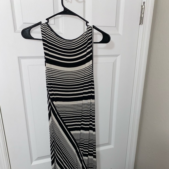 Geometric pattern maxi dress - Picture 7 of 7